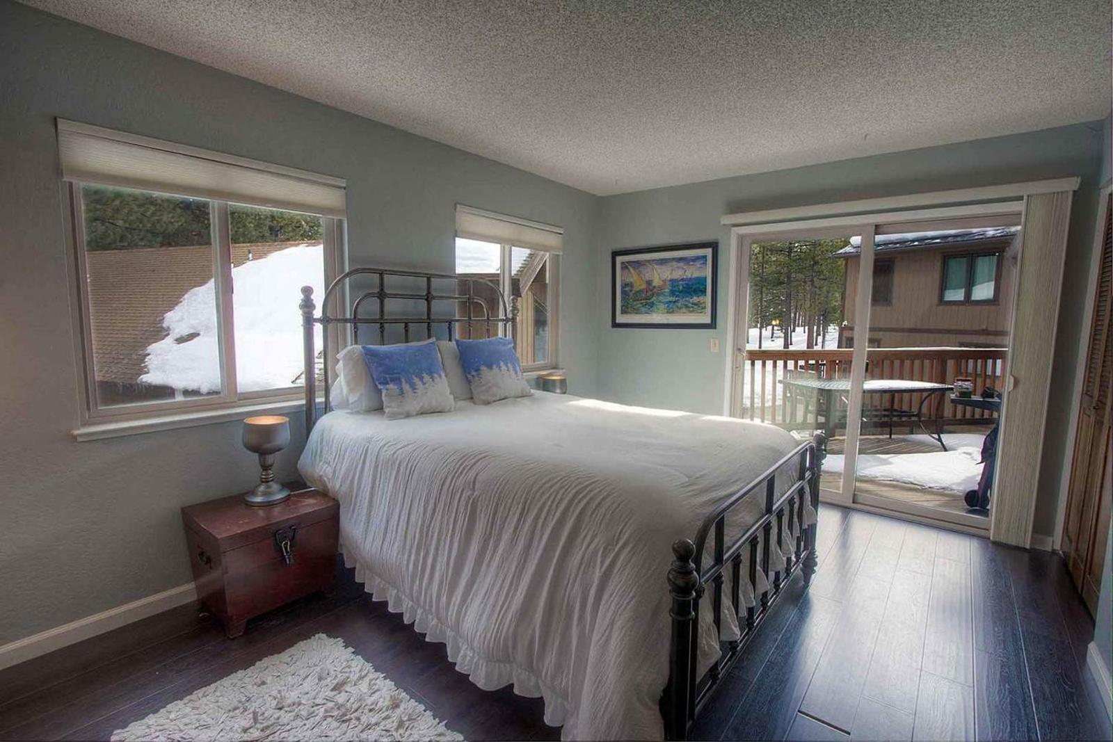 Napoonala Haven by Lake Tahoe Accommodations Main image 1